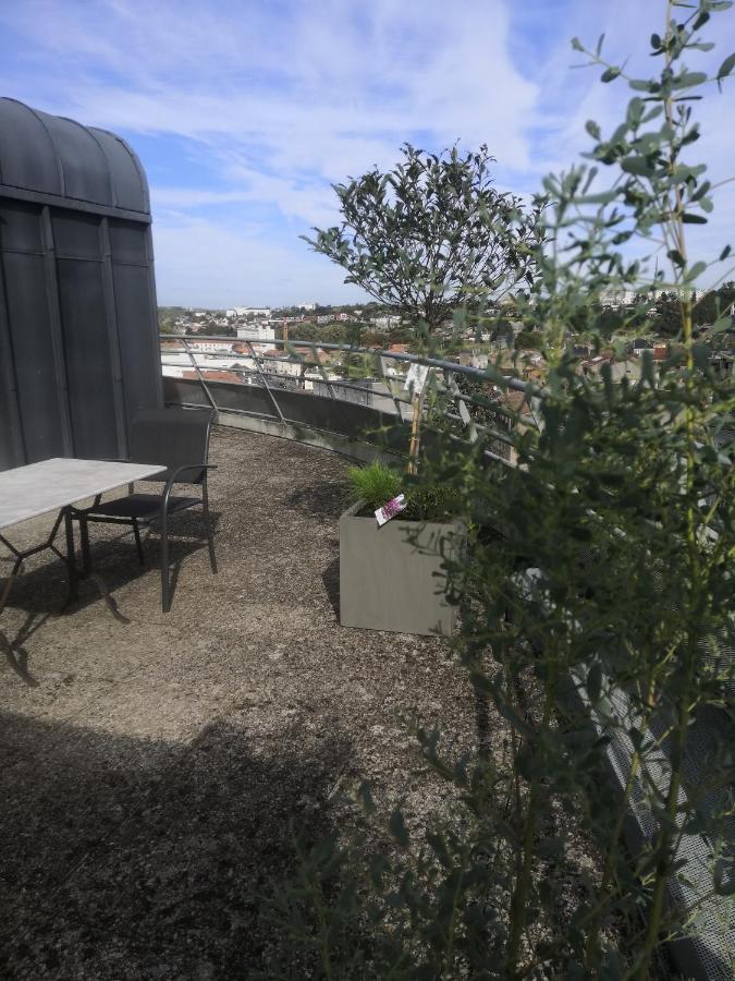 Le Carmelite Lejlighed Poitiers Eksteriør billede